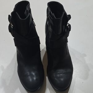 Ecco Black Leather Ankle Boots